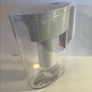 Brita SoHo Water Filtration Pitcher Model 0B11/0B03 (5 Cup)